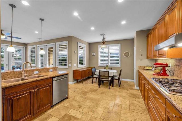 465 Monte Vista, Palm Desert, CA 92260