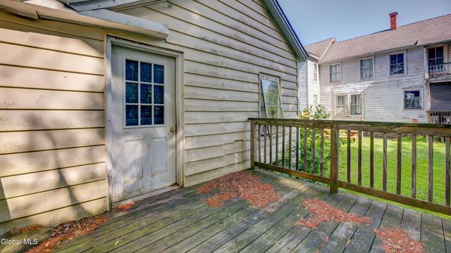 8 McKinley Place, Gloversville, NY 12078