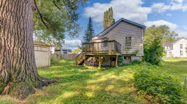 8 McKinley Place, Gloversville, NY 12078