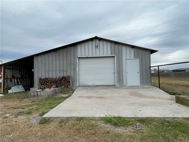 3564 County Road 48, Robstown, TX 78380