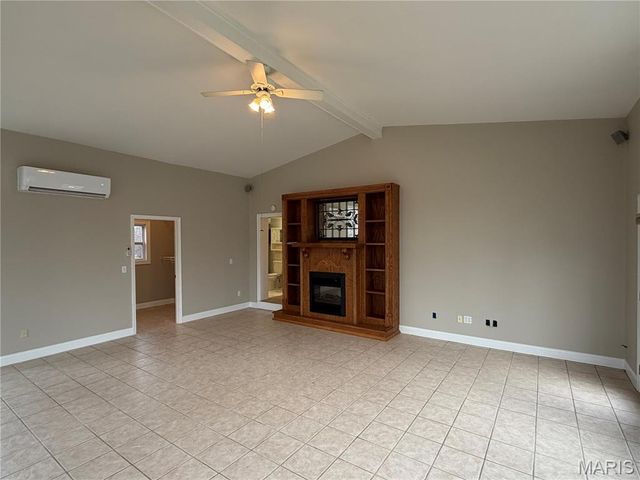 818 W Highway D, Wentzville, MO 63385