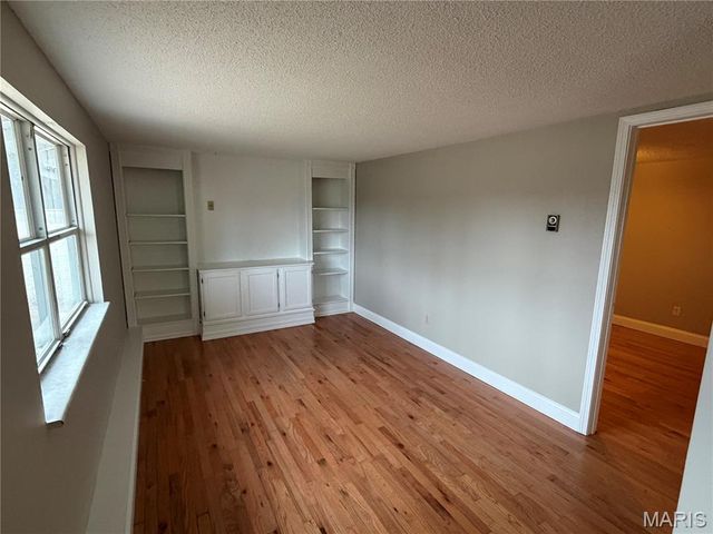 818 W Highway D, Wentzville, MO 63385