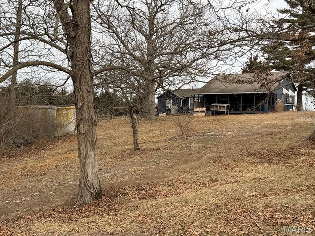 818 W Highway D, Wentzville, MO 63385