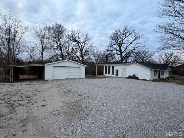 818 W Highway D, Wentzville, MO 63385