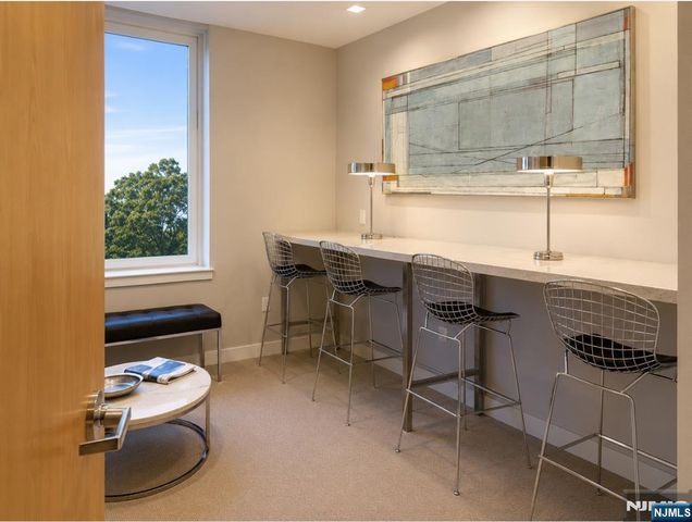 800 12th Street 909, Palisades Park, NJ 07650
