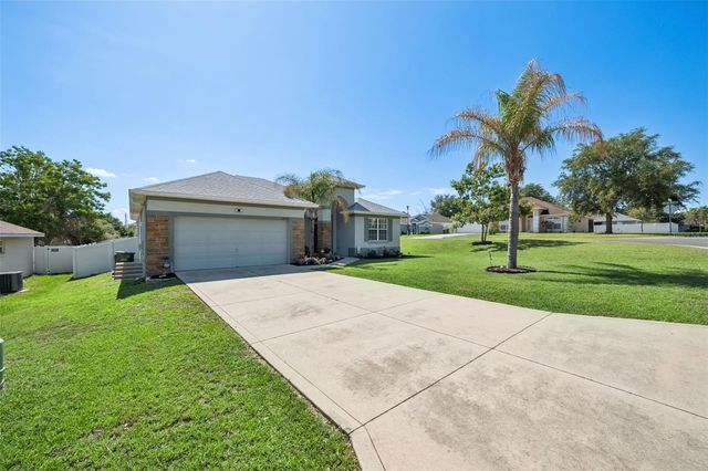 2720 SAVANNAH DRIVE, Leesburg, FL 34748