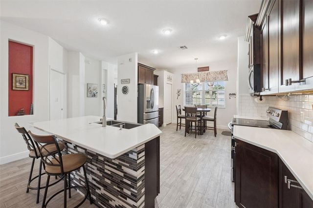 2720 SAVANNAH DRIVE, Leesburg, FL 34748