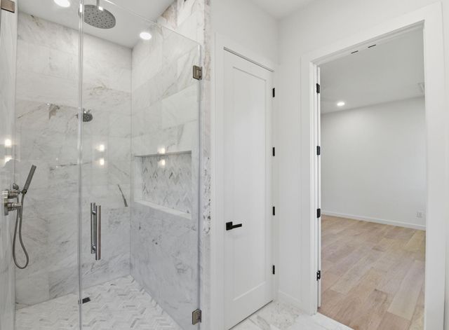 959 Althea Drive, Houston, TX 77018