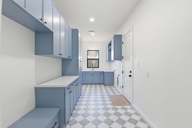 959 Althea Drive, Houston, TX 77018