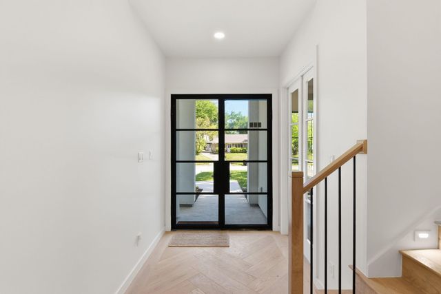 959 Althea Drive, Houston, TX 77018