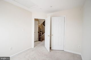 586 EISENHOWER DR, Frederick, MD 21703