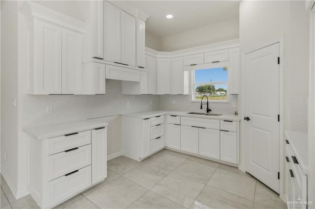 219 S 17th Street, Donna, TX 78537