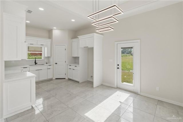 219 S 17th Street, Donna, TX 78537