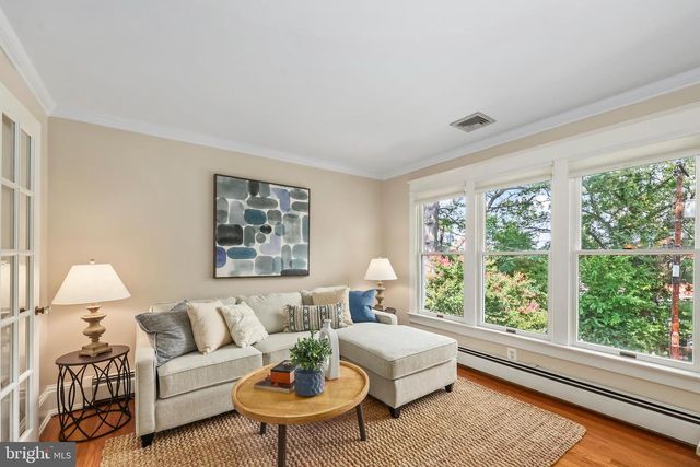 605 JOHNSTON PL, Alexandria, VA 22301
