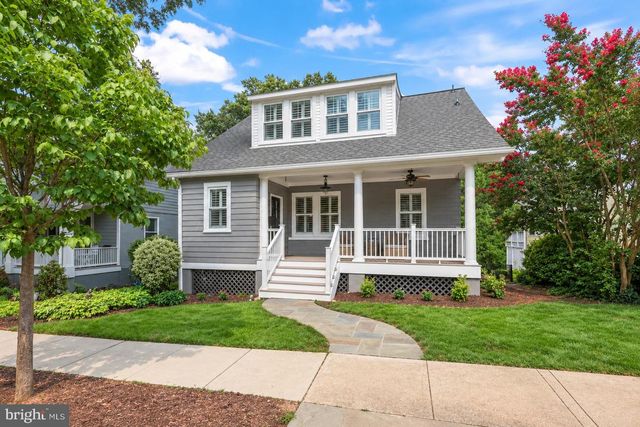 605 JOHNSTON PL, Alexandria, VA 22301