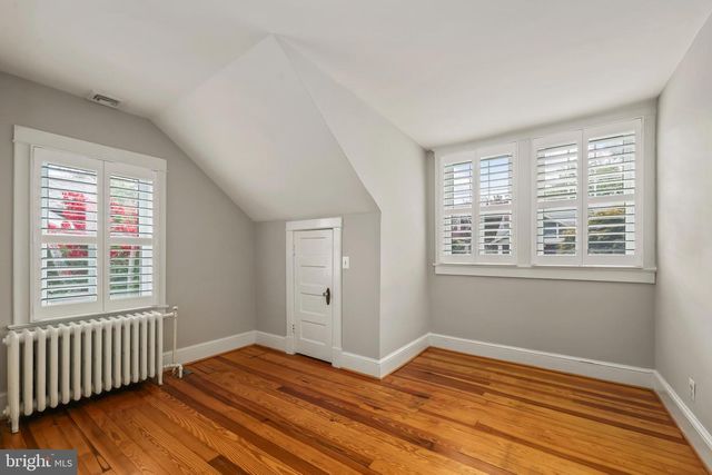 605 JOHNSTON PL, Alexandria, VA 22301