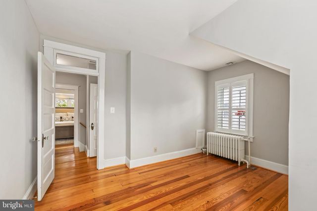 605 JOHNSTON PL, Alexandria, VA 22301
