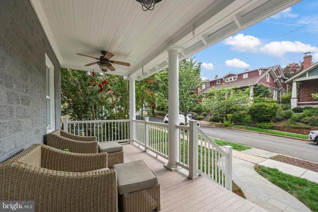 605 JOHNSTON PL, Alexandria, VA 22301
