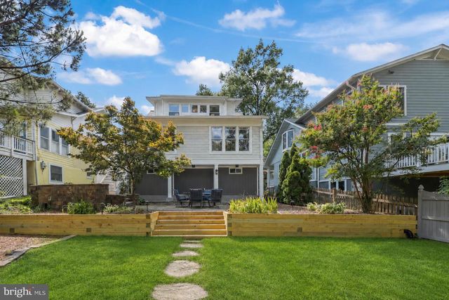 605 JOHNSTON PL, Alexandria, VA 22301