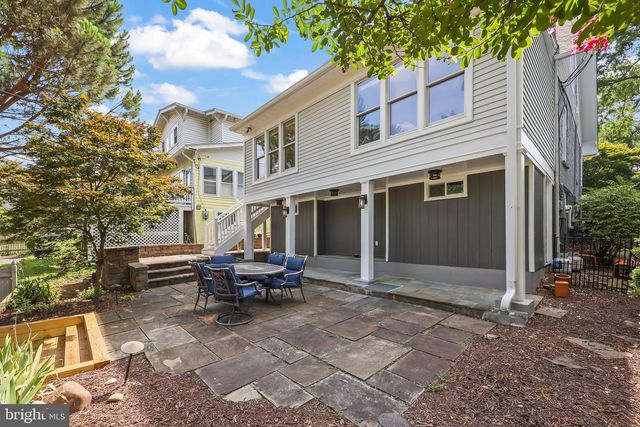 605 JOHNSTON PL, Alexandria, VA 22301
