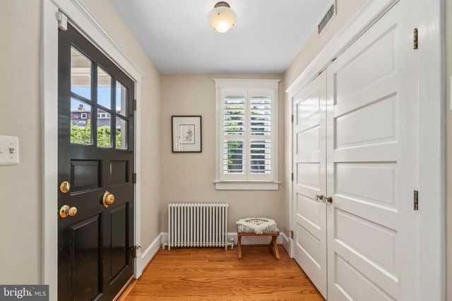 605 JOHNSTON PL, Alexandria, VA 22301