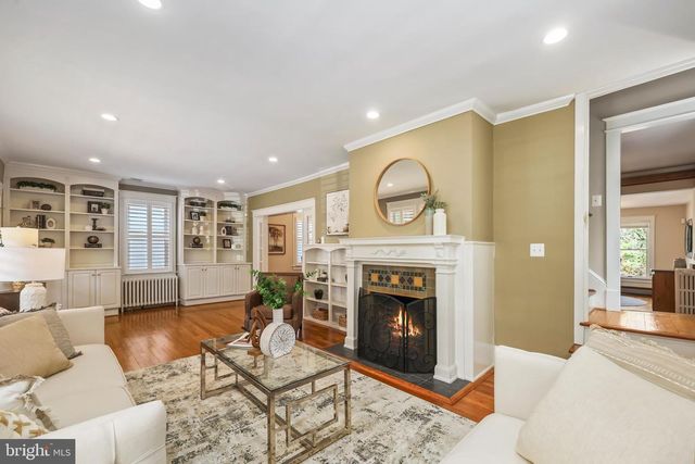 605 JOHNSTON PL, Alexandria, VA 22301