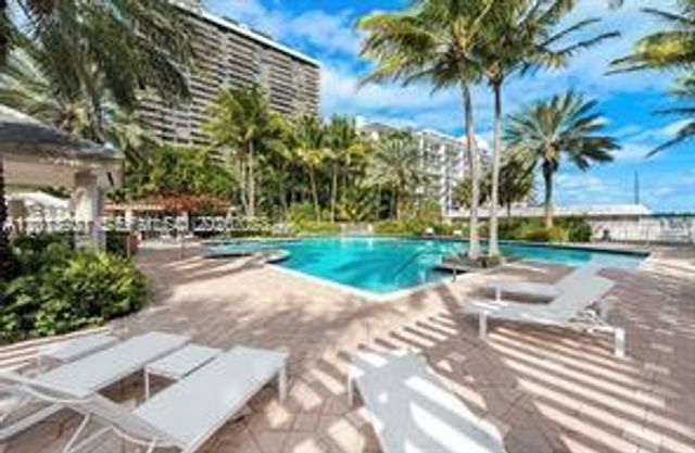 770 NE 69th St 1E, Miami, FL 33138