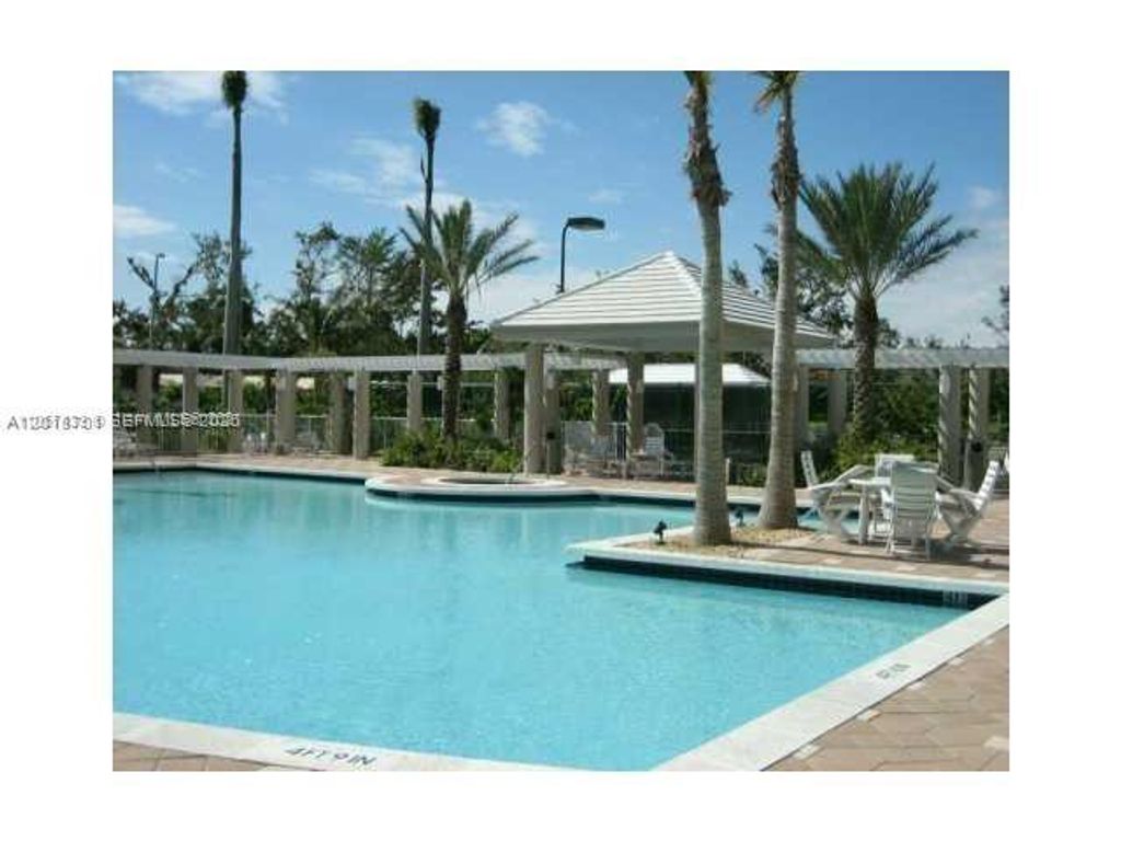 770 NE 69th St 1E, Miami, FL 33138