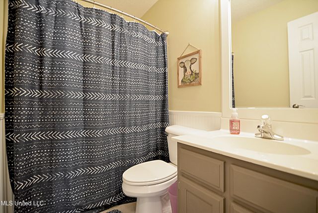 1230 E Cross Creek Drive, Hernando, MS 38632