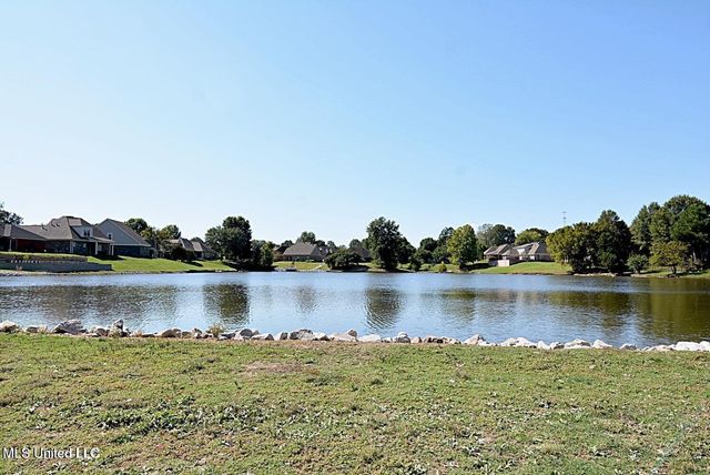 1230 E Cross Creek Drive, Hernando, MS 38632