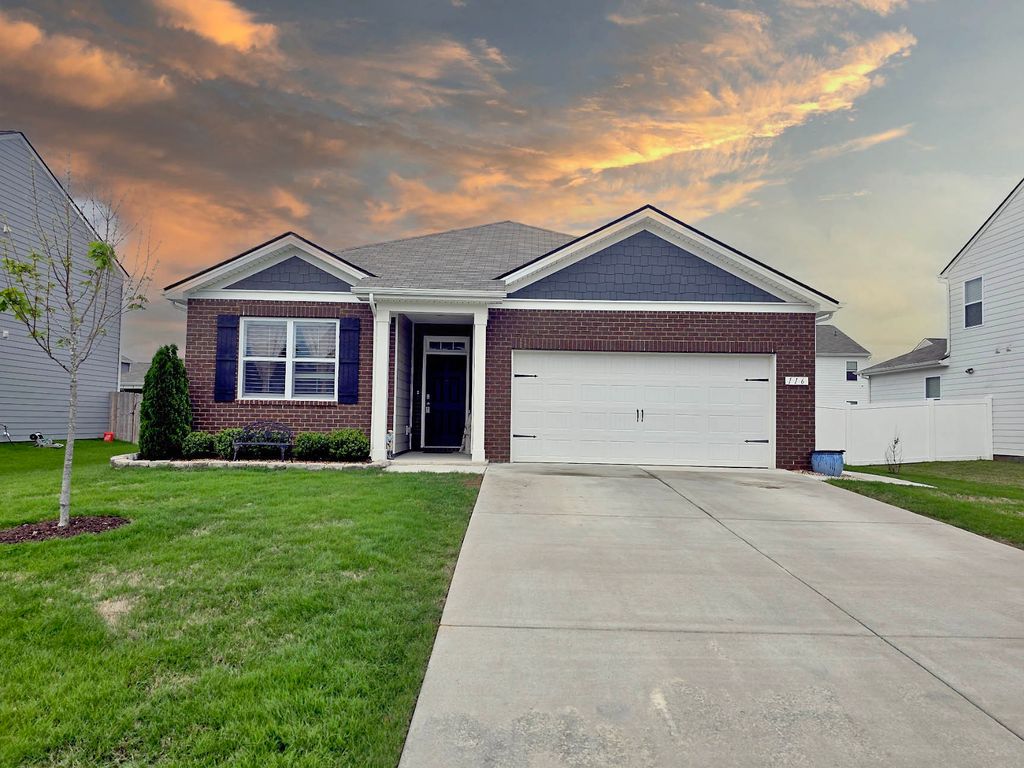 116 Stammer Farms Blvd, Chapel Hill, TN 37034