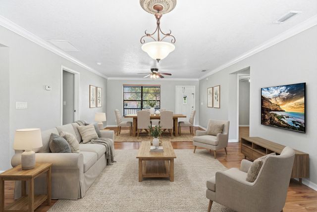 15400 N 76th Road N, Loxahatchee, FL 33470