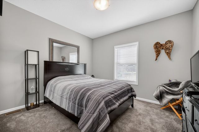 711 Dogwood Lane, Norwalk, IA 50211