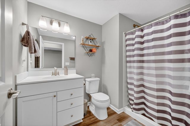 711 Dogwood Lane, Norwalk, IA 50211