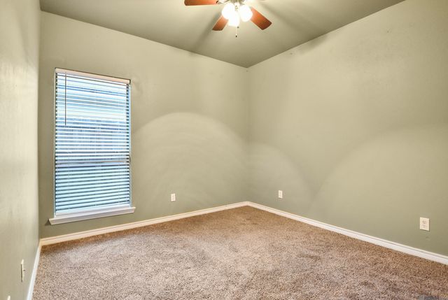 23592 Country Manor Ave, Denham Springs, LA 70726