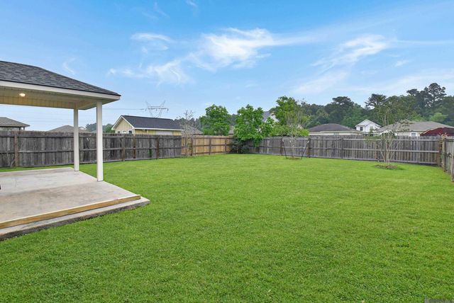 23592 Country Manor Ave, Denham Springs, LA 70726