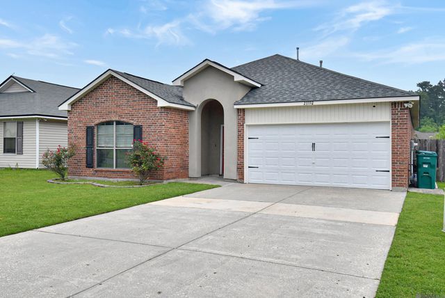 23592 Country Manor Ave, Denham Springs, LA 70726