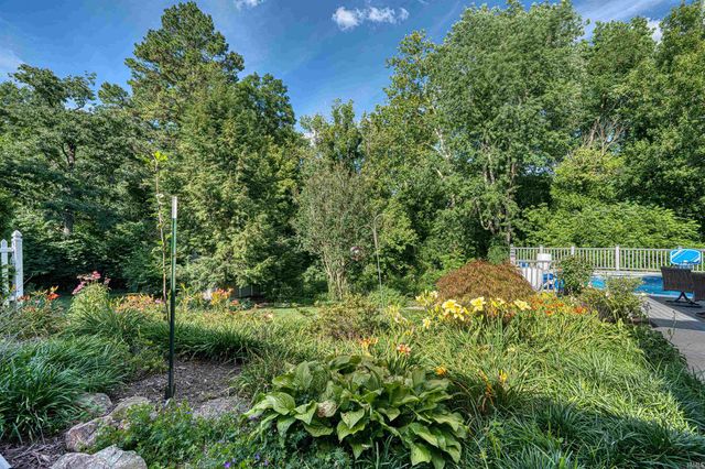 4019 Jennings Lane, Evansville, IN 47720