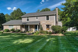 4019 Jennings Lane, Evansville, IN 47720