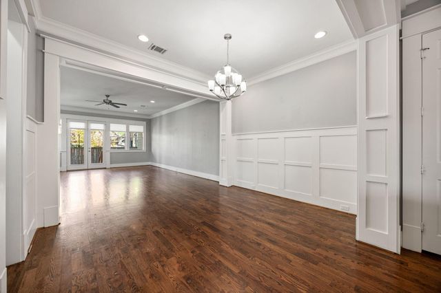 519 E 28th Street, Houston, TX 77008