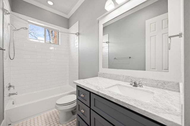 519 E 28th Street, Houston, TX 77008