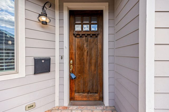 519 E 28th Street, Houston, TX 77008