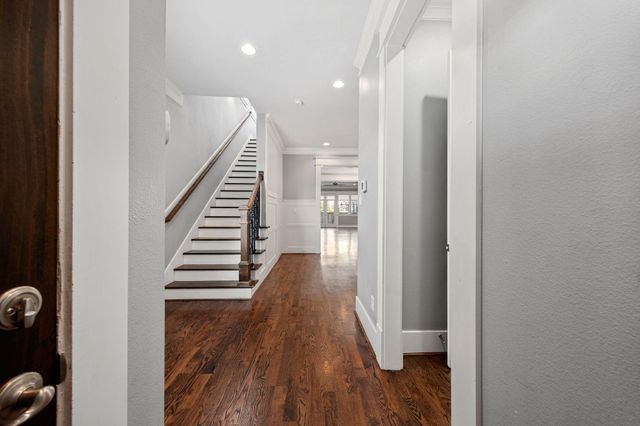 519 E 28th Street, Houston, TX 77008