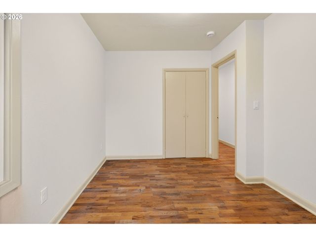 142 HOLMES Ln, Oregon City, OR 97045