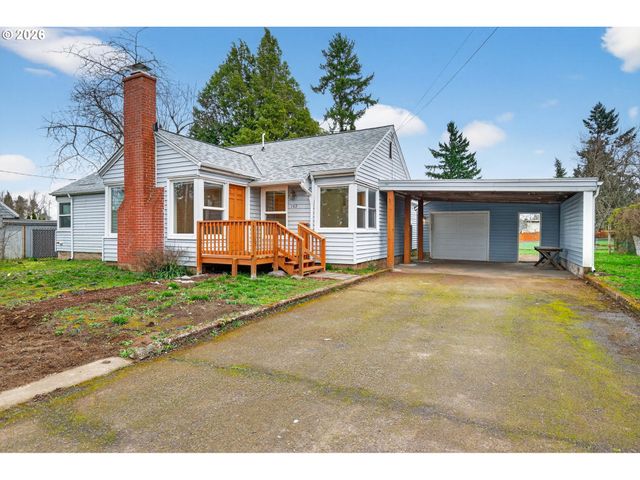 142 HOLMES Ln, Oregon City, OR 97045