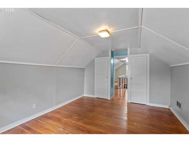 4711 N AMHERST St, Portland, OR 97203