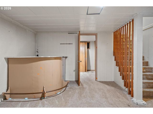 4711 N AMHERST St, Portland, OR 97203