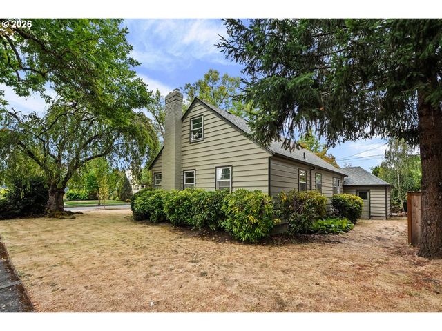 4711 N AMHERST St, Portland, OR 97203
