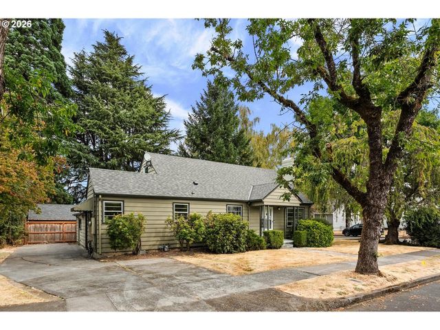 4711 N AMHERST St, Portland, OR 97203