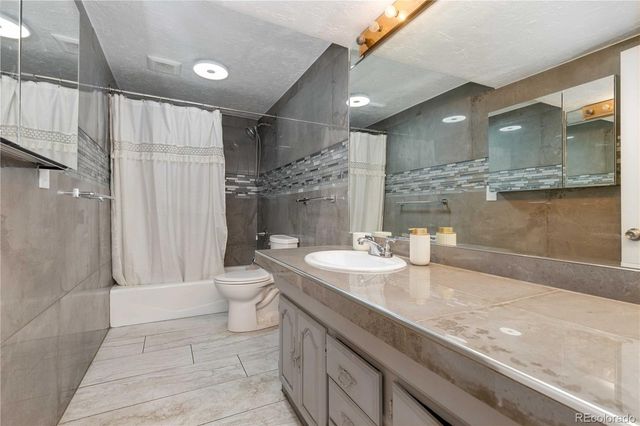 5425 Columbine Lane, Denver, CO 80221